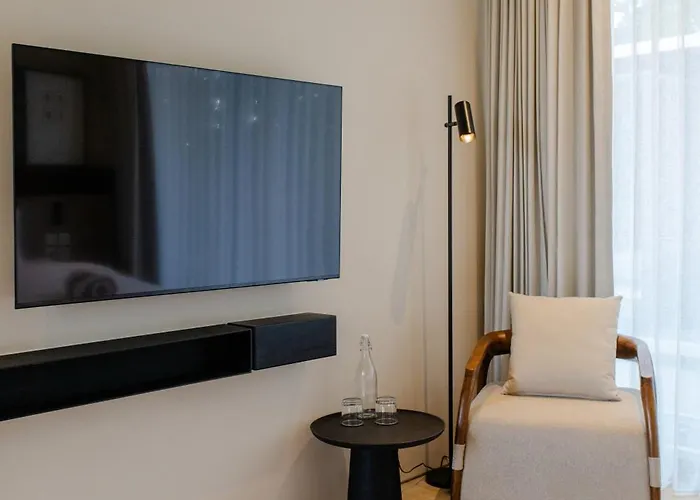 Villa The Elan By Oxo - Close To Seminyak & Canggu